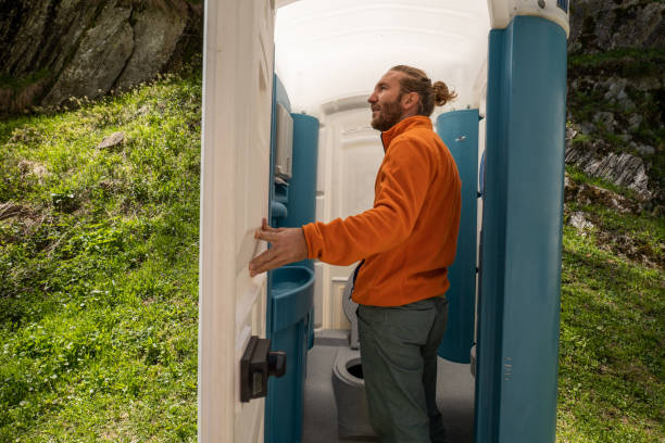 Portable Toilet Options We Offer in Bondurant, IA